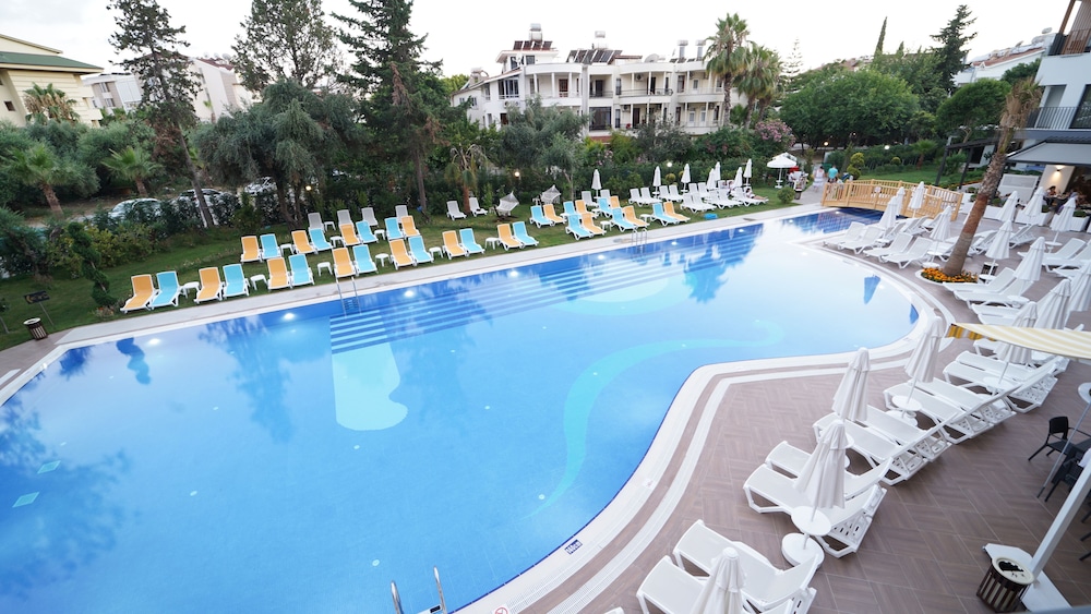 The Raga Side - Adults Only - All inclusive 47/49