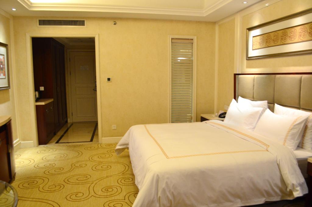 Hong Shan International Hotel 9/48