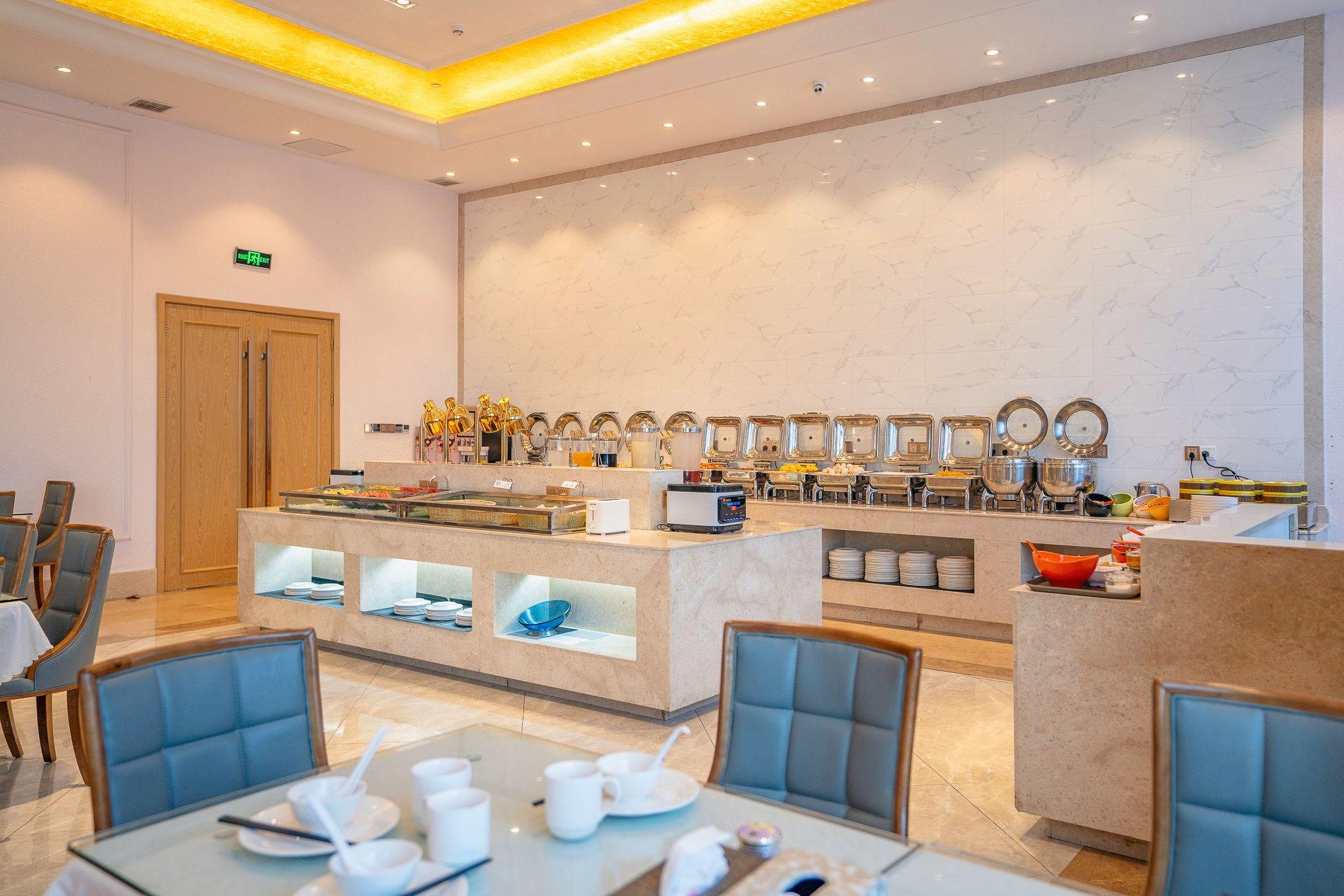 Vienna International Hotel (Dongguan Qishi Center) 34/47