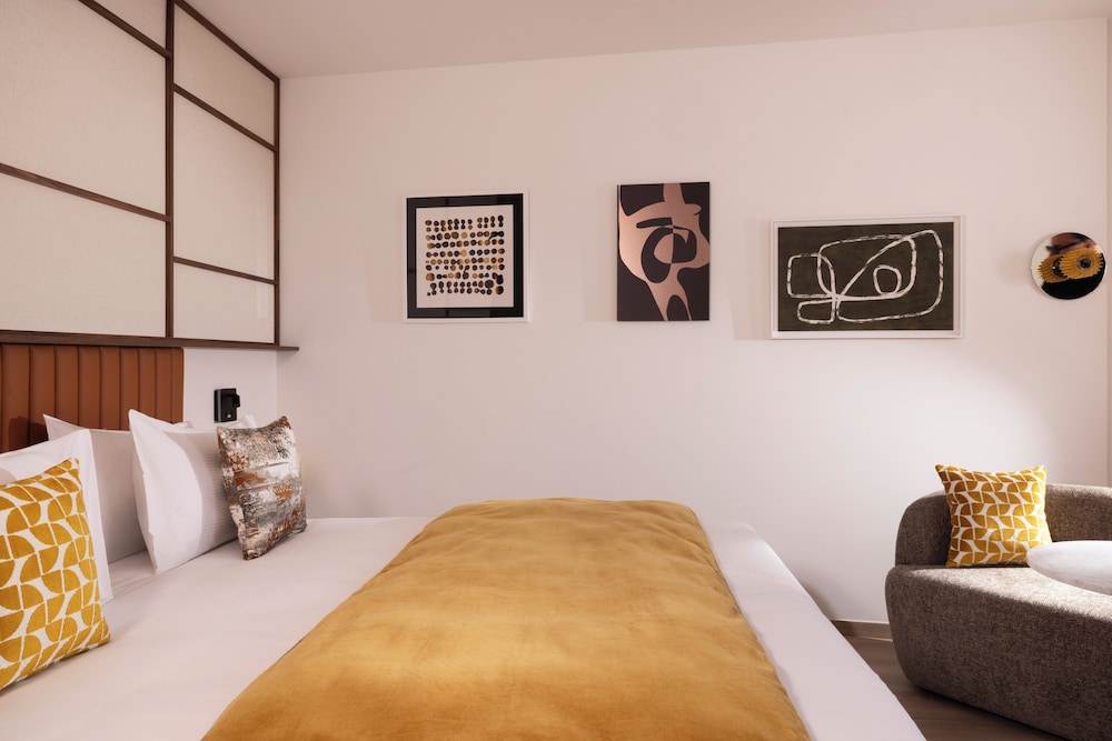Hotel 56 Bordeaux - Handwritten Collection 22/62