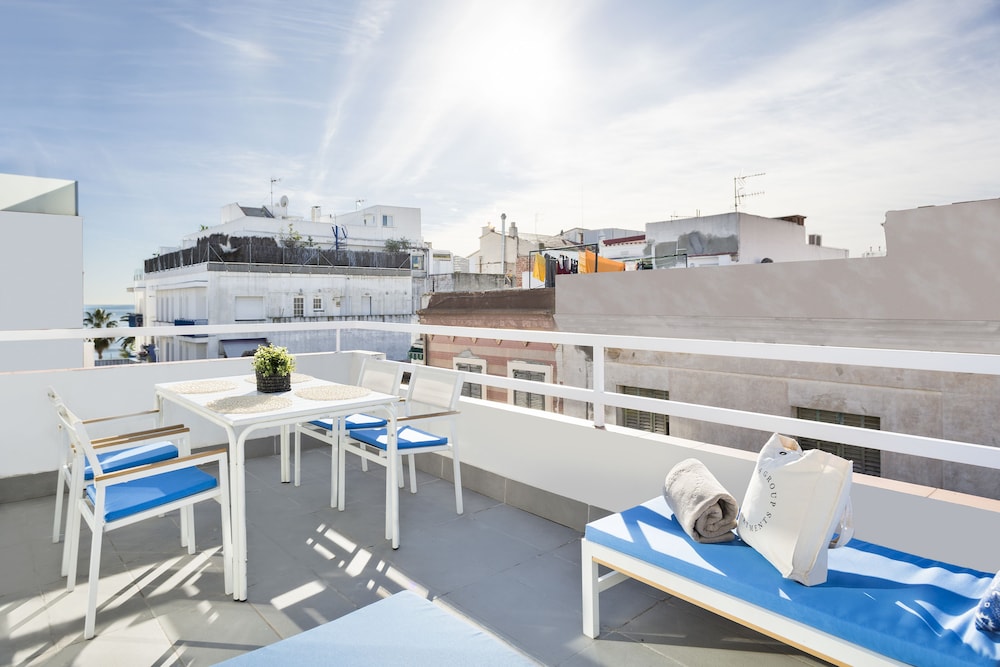 Sitges Group Bonaire 41/50