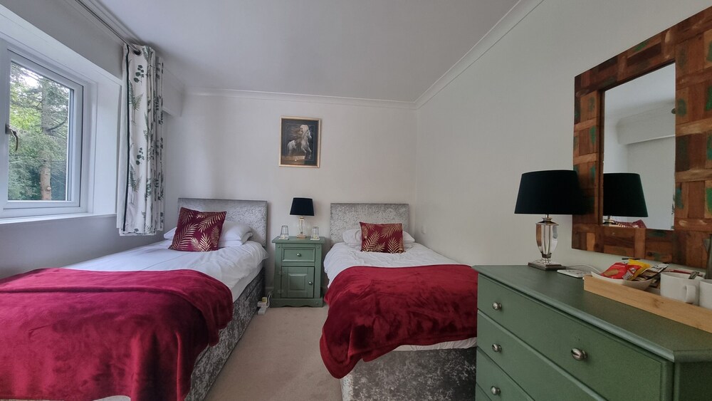 St Anne's B&B 6/45