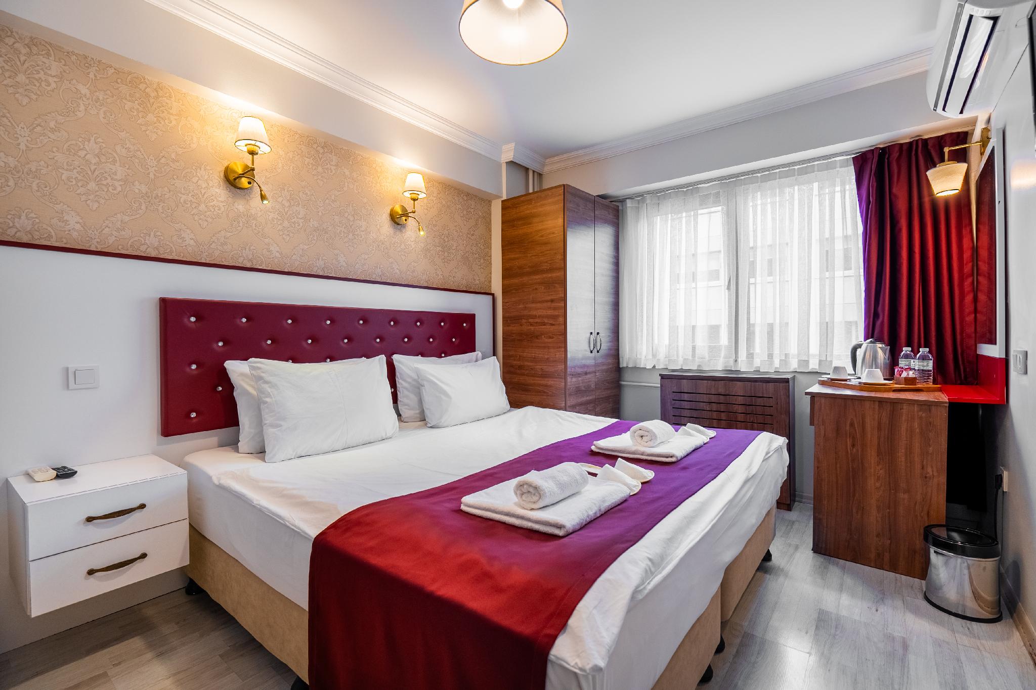 Standard, Double Bed