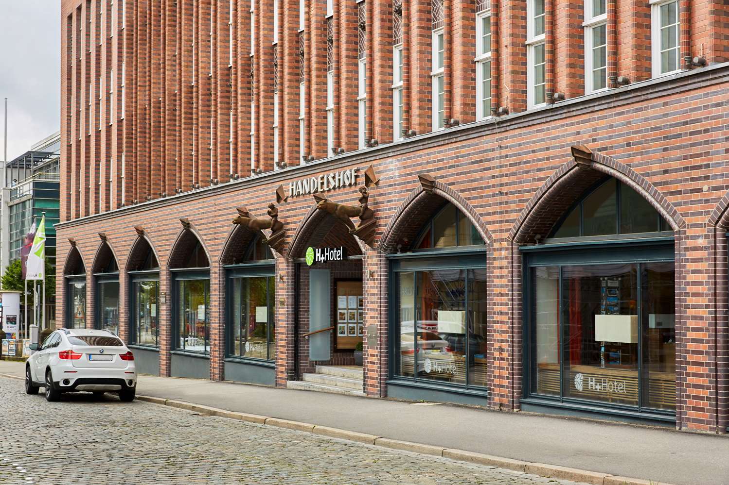 H+ HOTEL LUBECK 46/50