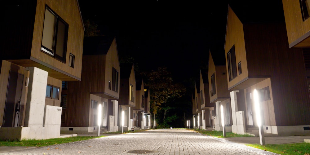 Gakuto Villas 10/28