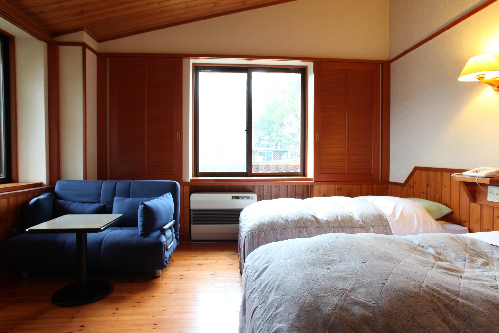 Western, Duplex, Popular, 4 Beds