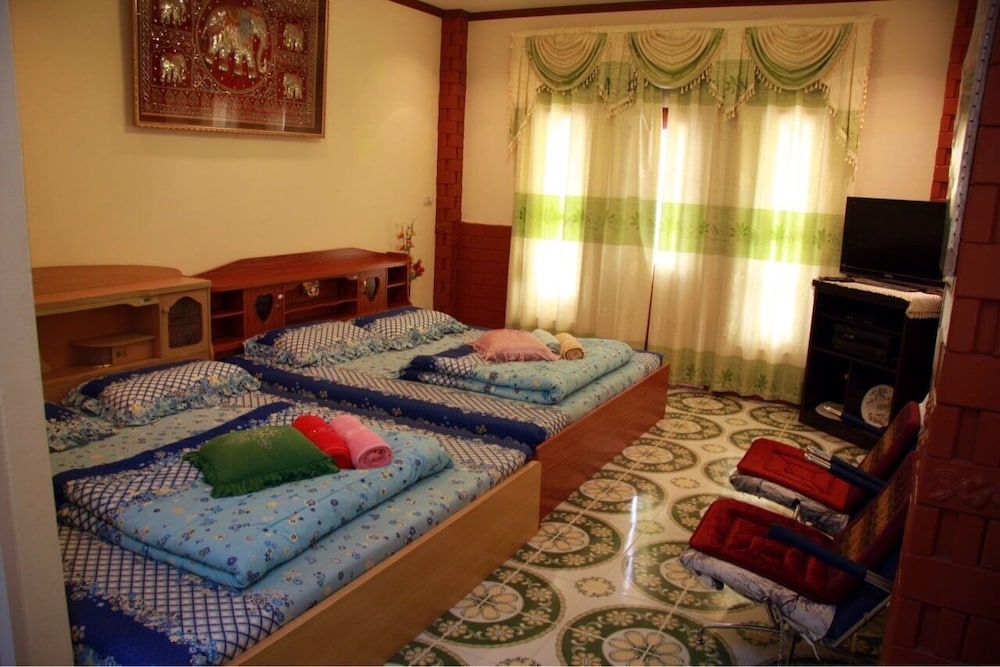 Klong Sai Hills Resort 10/16