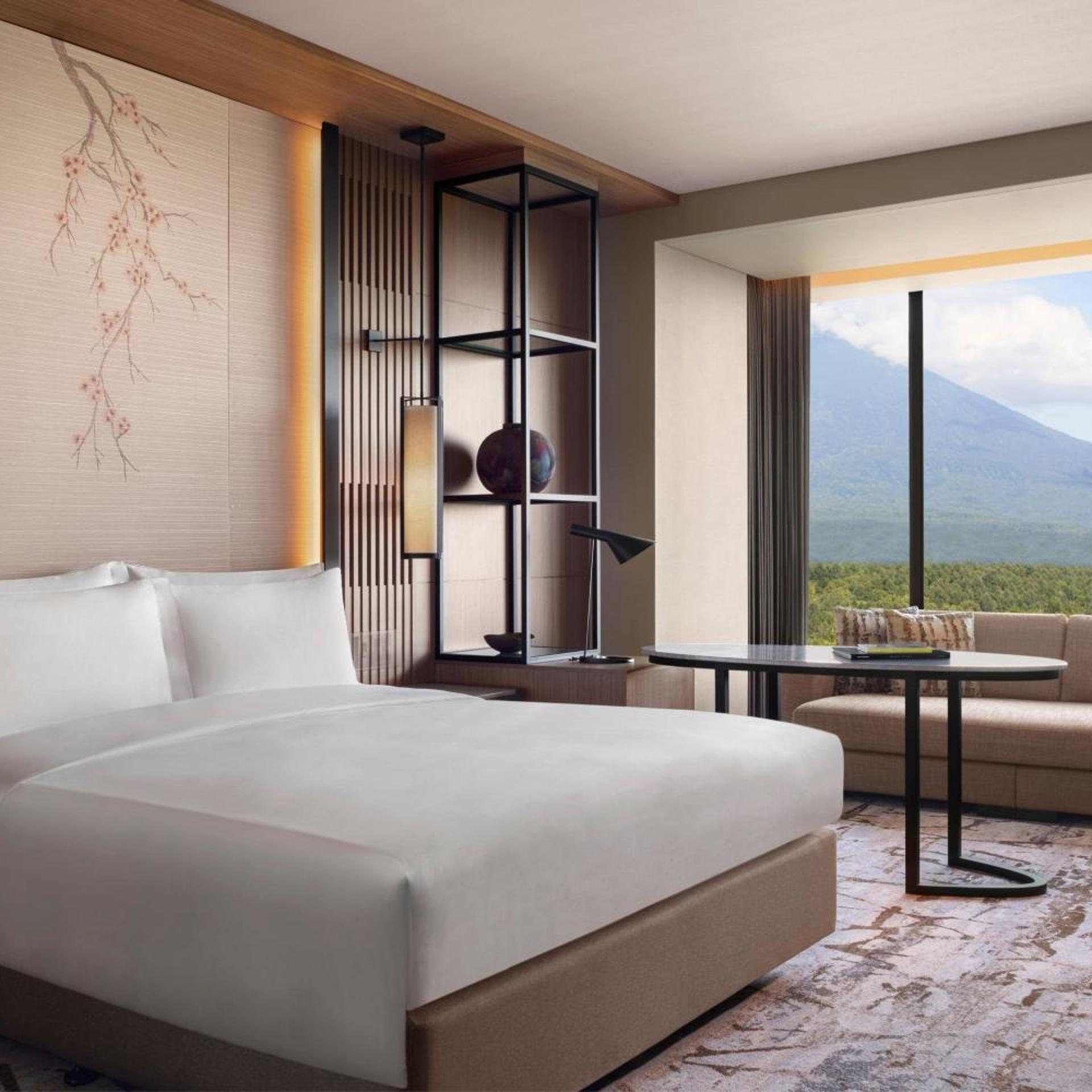 غرفة بسرير كينج، Higashiyama Niseko Village, a Ritz-Carlton Reserve 4/6