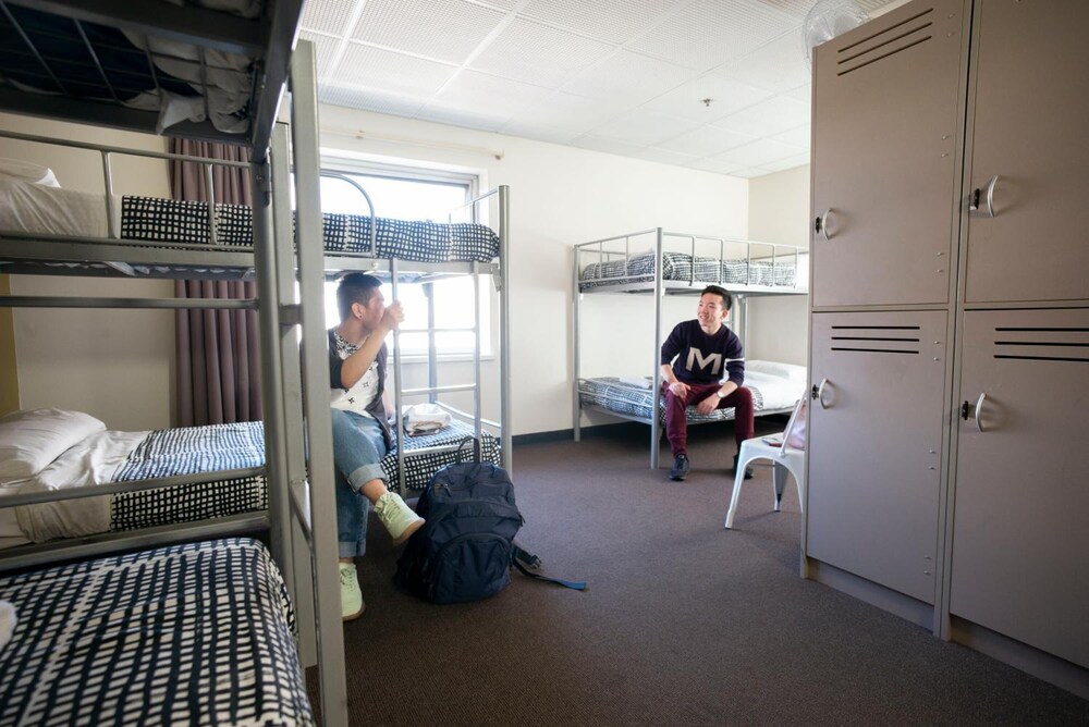 YHA Adelaide Central 22/31