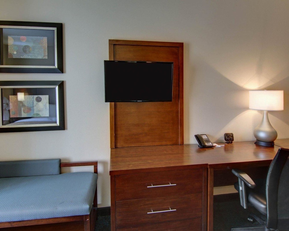 Comfort Suites Texarkana Arkansas 45/46