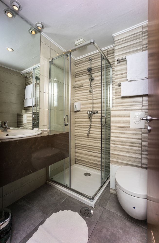 Stil Hotel 2/20