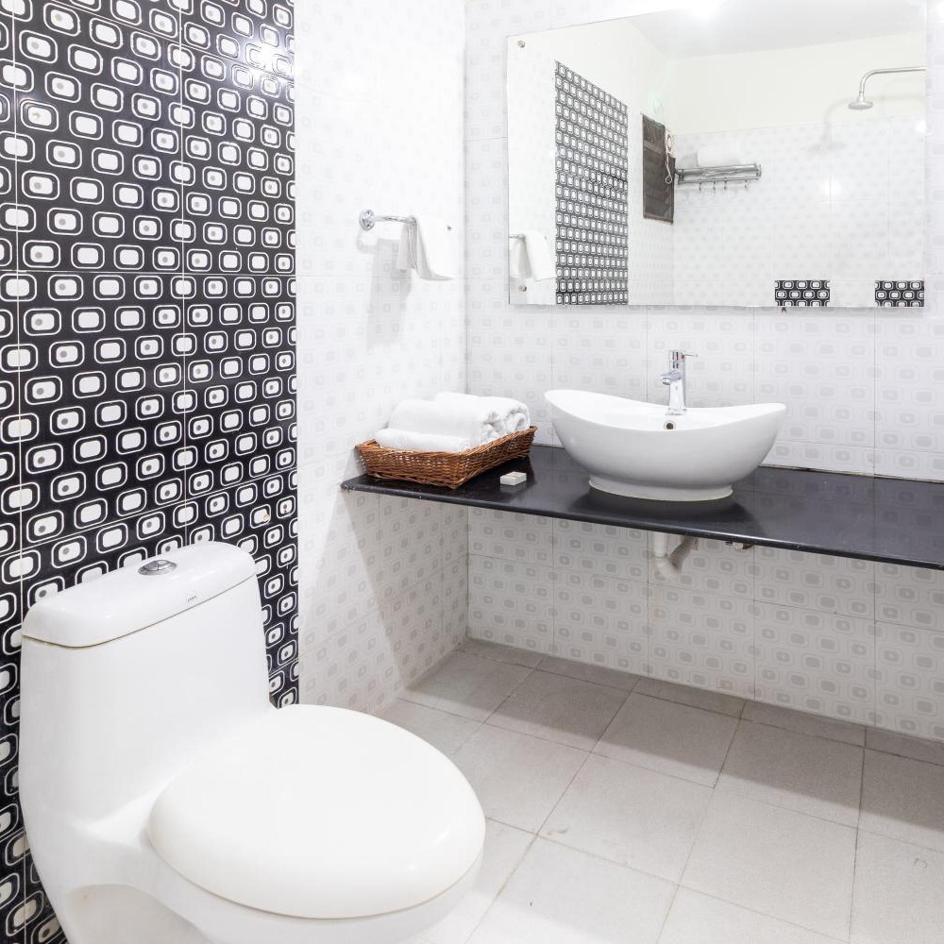 Niche Suites 36/36