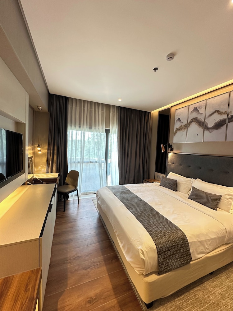 LUXURY