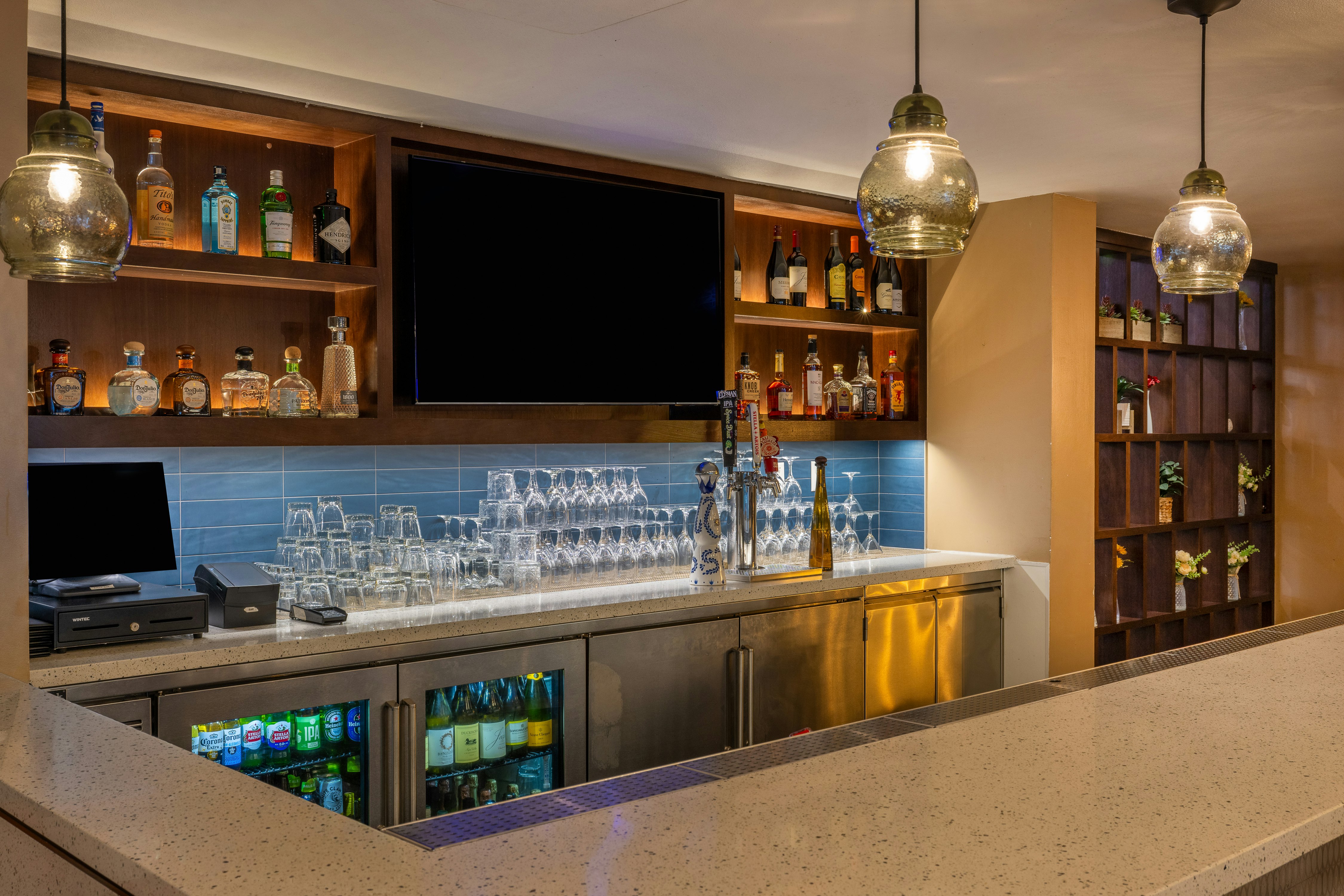 DoubleTree by Hilton Hotel Campbell - Pruneyard Plaza 10/50