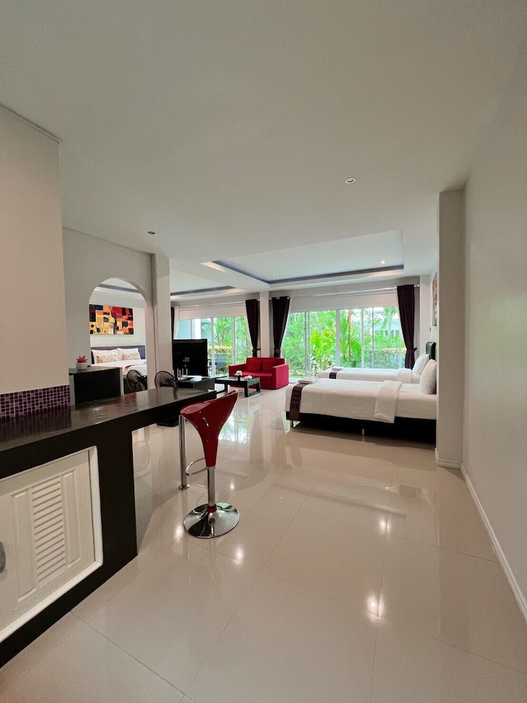 The Serenity Resort 56/70