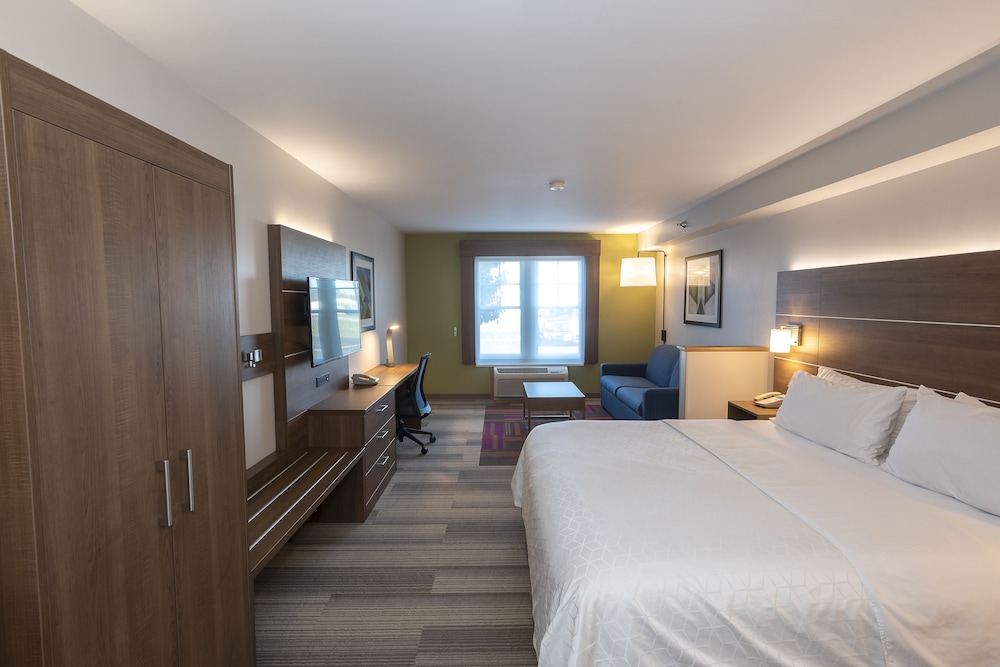 Holiday Inn Express Hotel Suites Iron Mountain 14/57