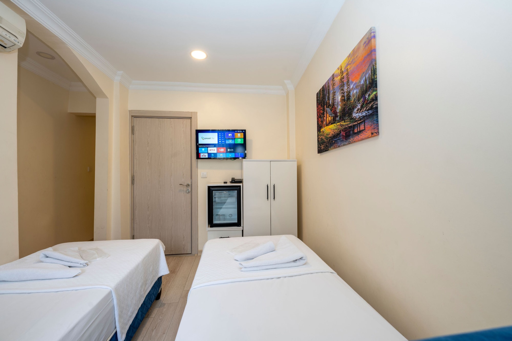 STANDARD, TWIN BEDS
