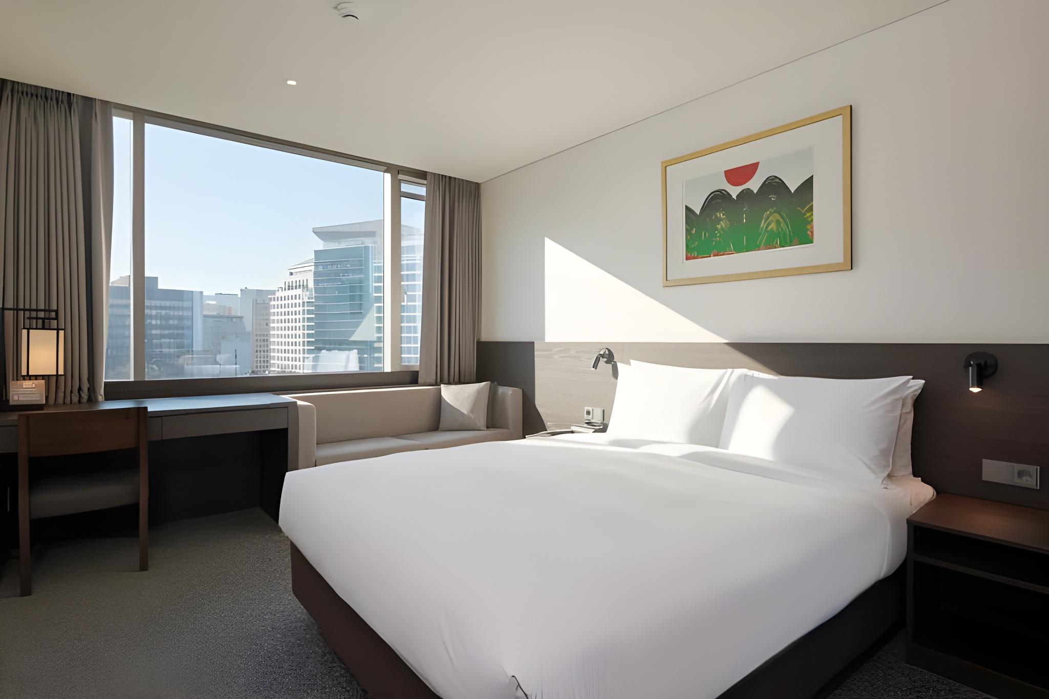 Exclusive, Deluxe, Double Bed, Temple View, Bathtub, High Floor