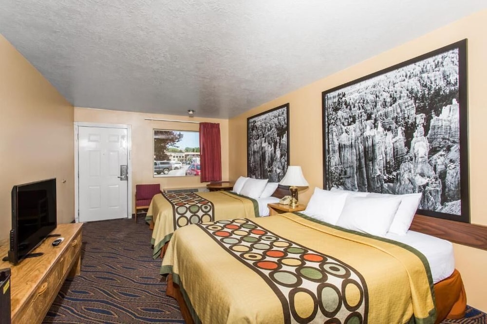Room, 2 Queen Beds