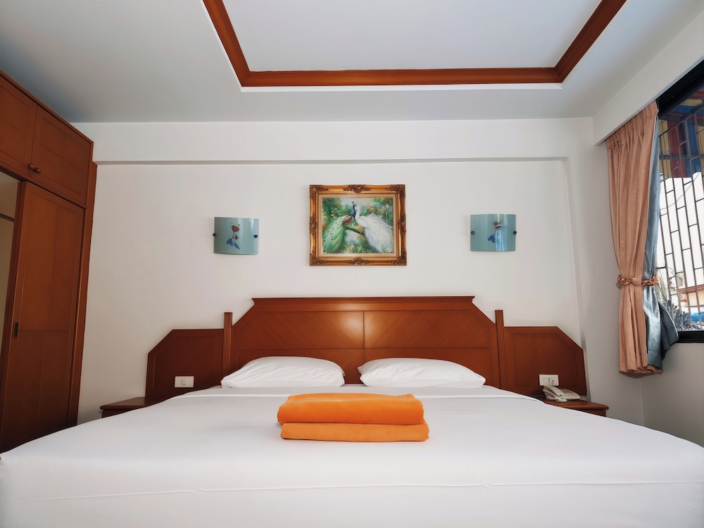 JUNIOR SUITE, STUDIO, KING BED