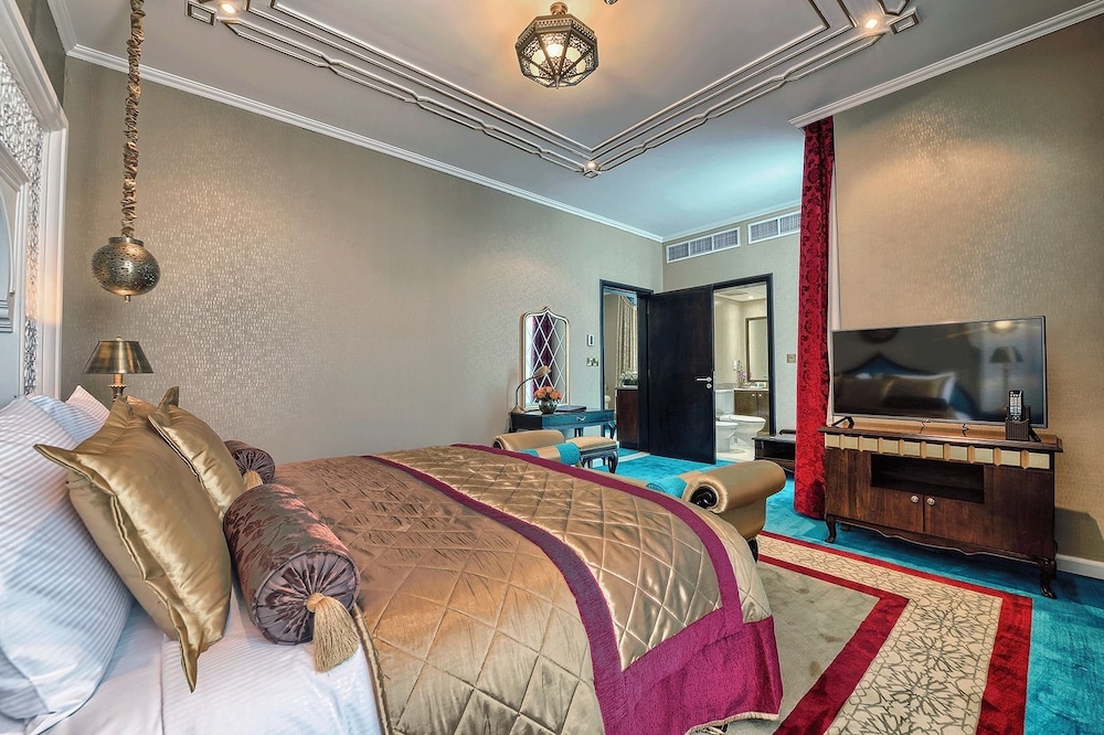 Saraya Corniche Hotel 13/83