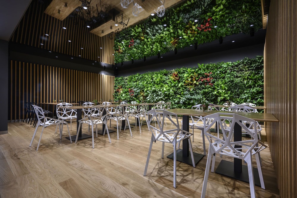 Wine Wellness Hotel Centro 37/47