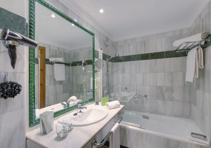 Room, Double Bed, Sea Front
