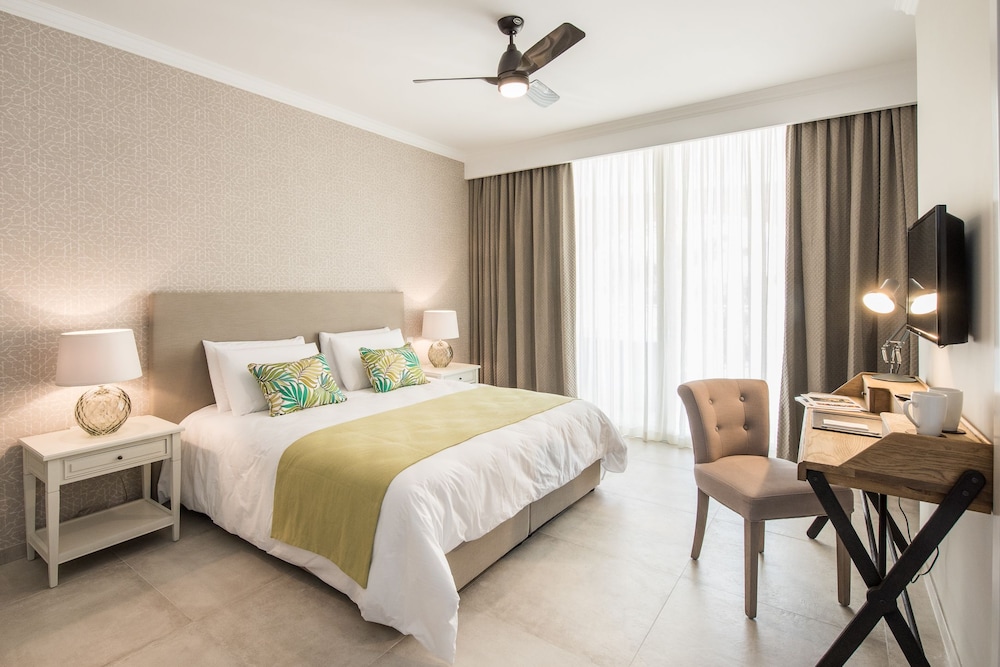 Cesca Boutique Hotel 8/30