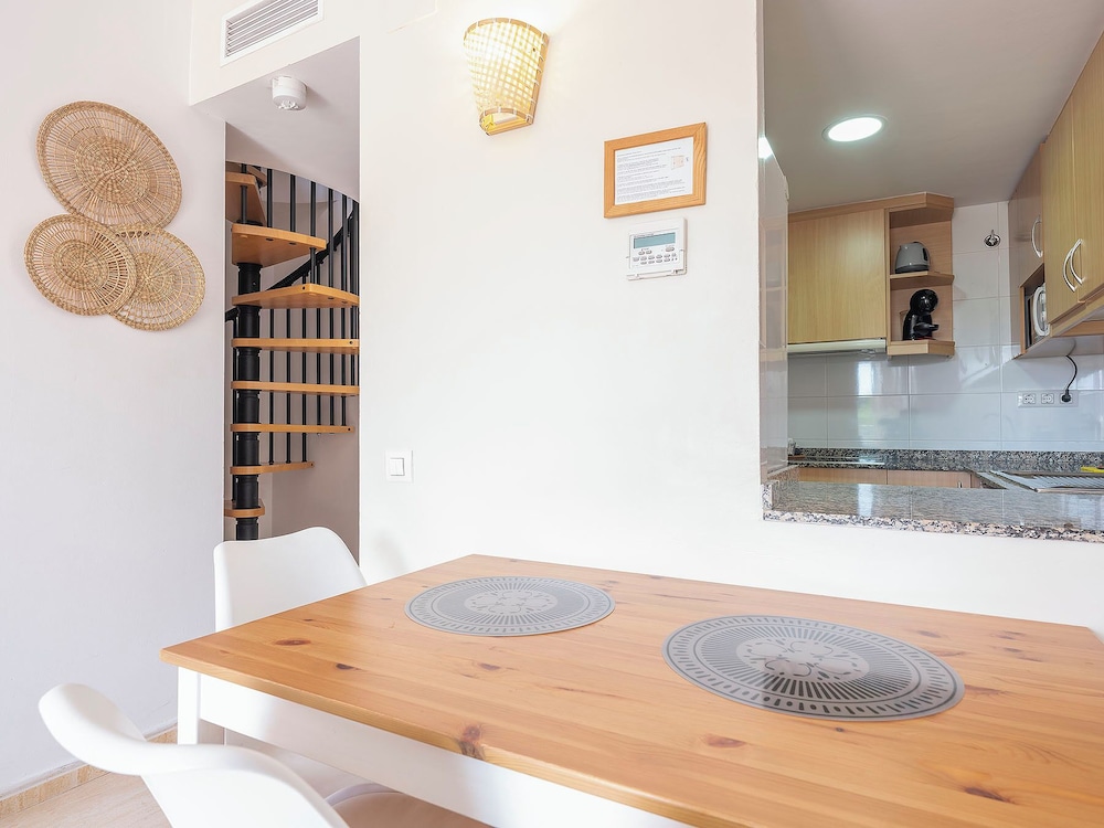 Velor Apartments 34/74