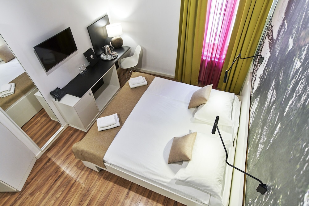 Art Hotel Like 29/59