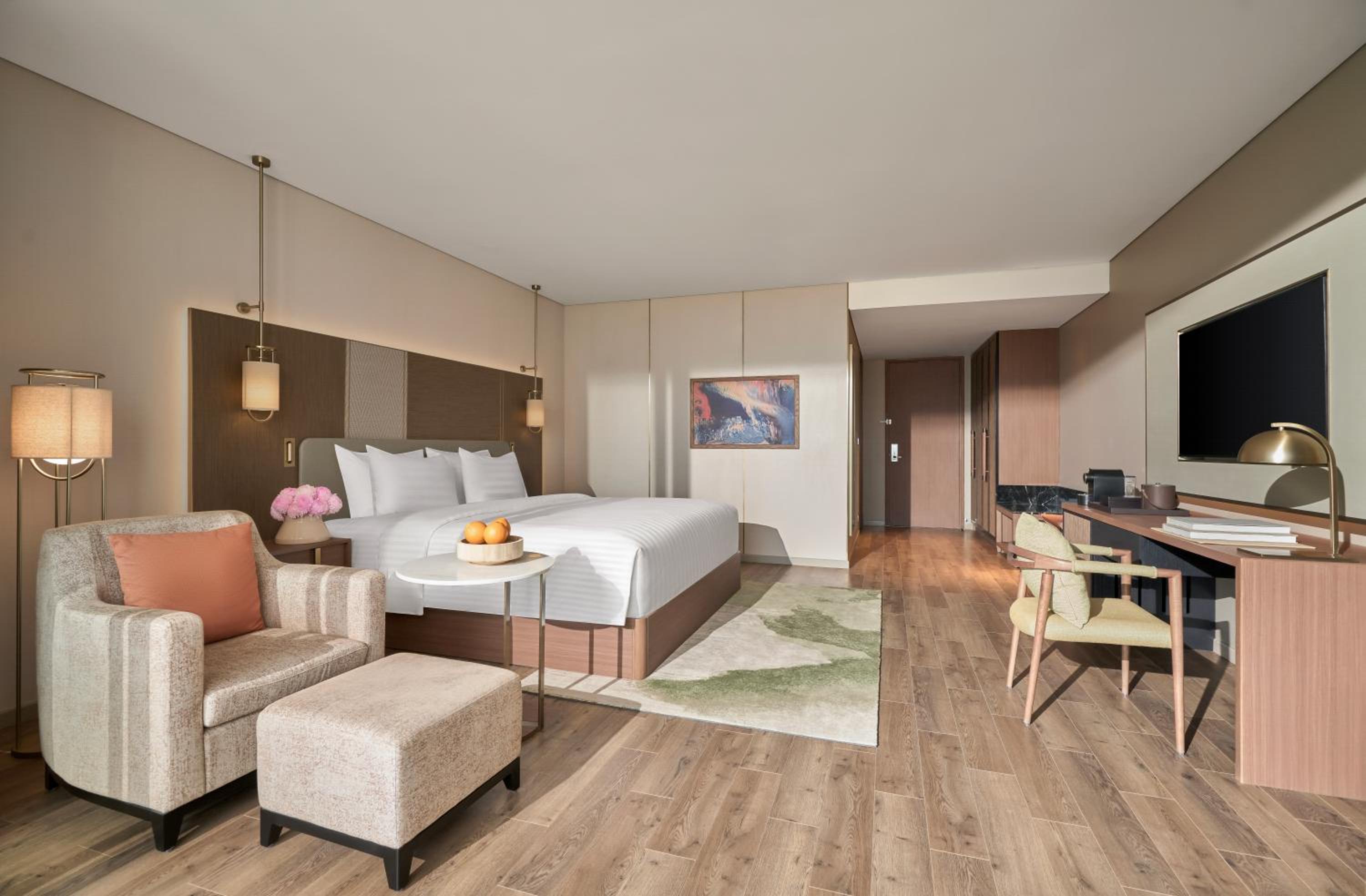 DELUXE, KING BED, PANORAMIC VIEW