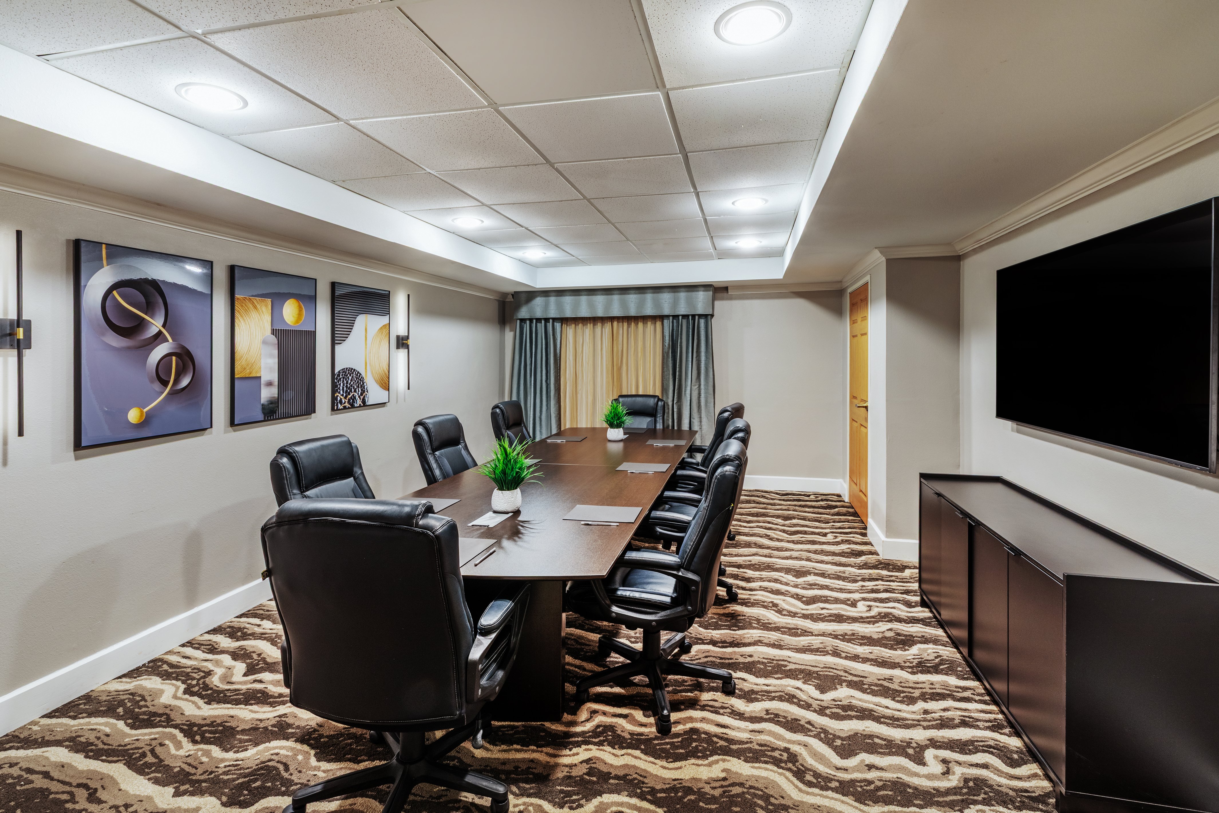 STAYBRIDGE SUITES BROWNSVILLE 62/73