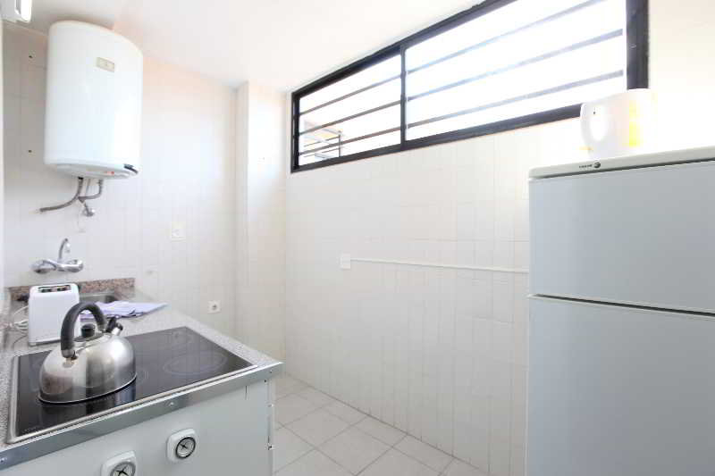 Dynastic Rooms Apartments 40/45