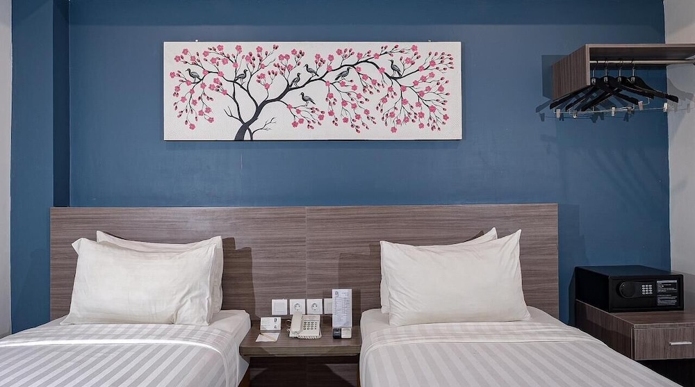AYANI HOTEL 32/45