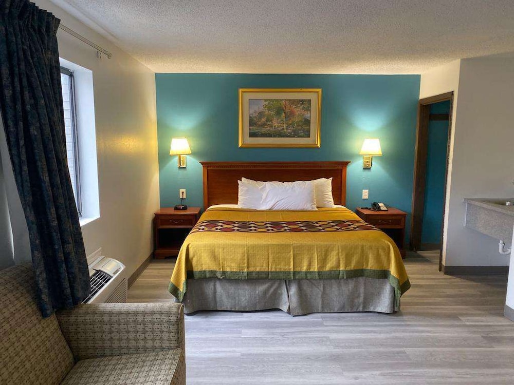 Americas Best Value Inn West Frankfort 8/30