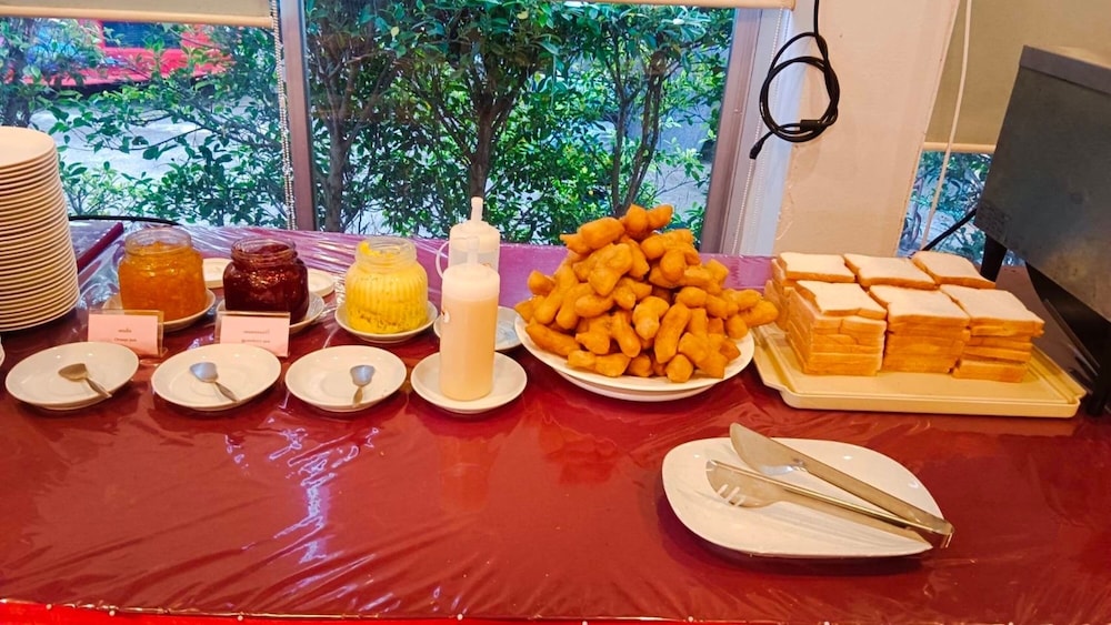 Chumphon Gardens Hotel 49/64