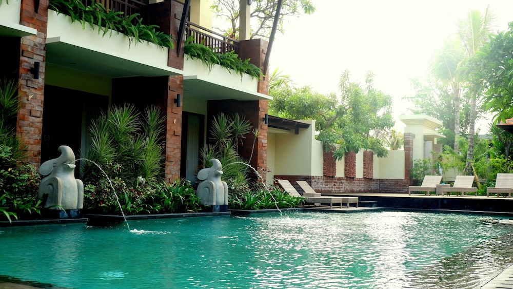 Arena Living Sanur 56/58
