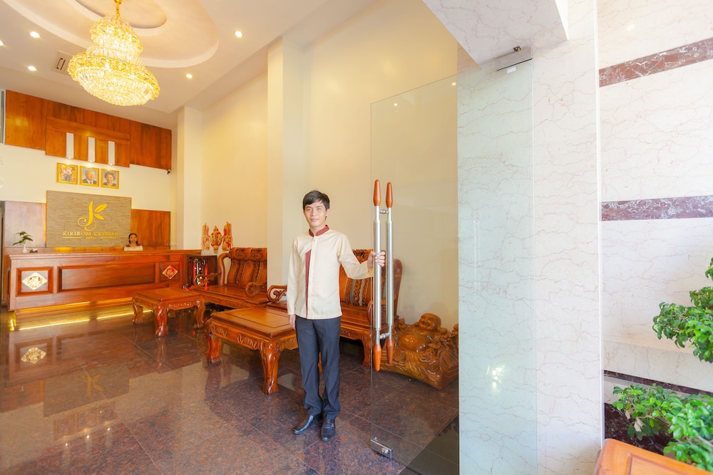 Kirirom Crystal Hotel 47/51