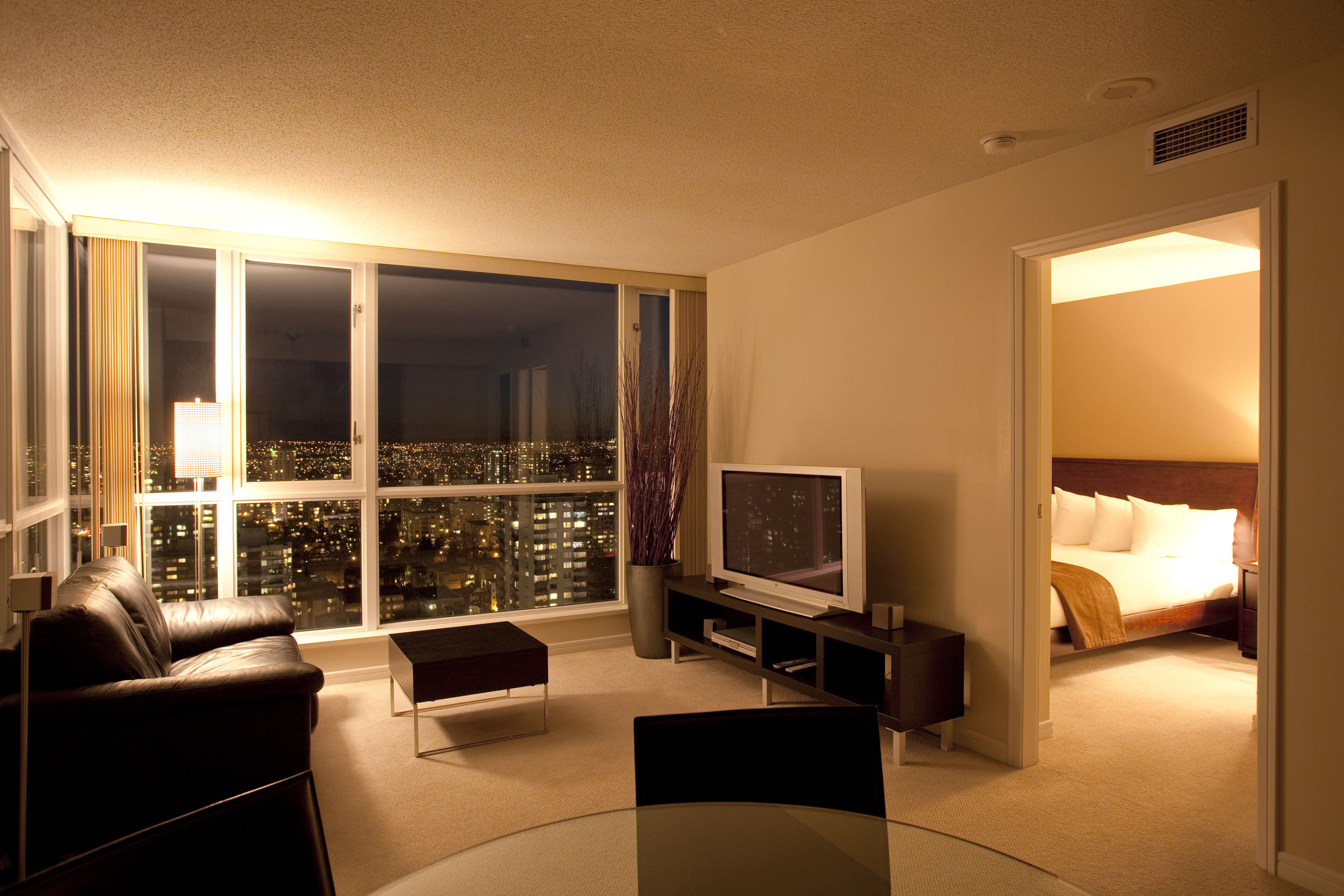 Carmana Hotel and Suites 22/39