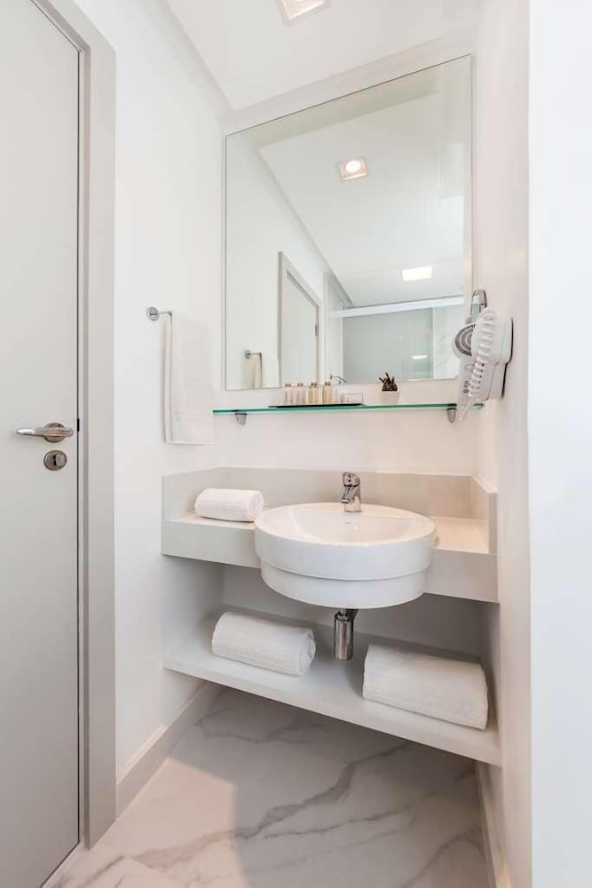 Nobile Hotel Copacabana Design 50/50