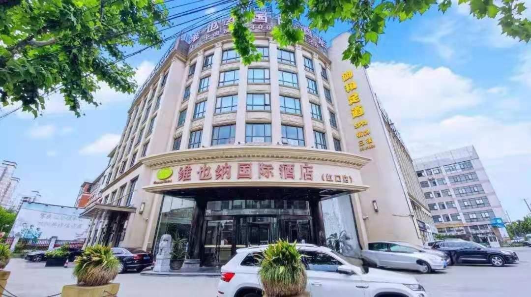 Vienna International Hotel Shanghai Hongkou Guangyue Road 1/18