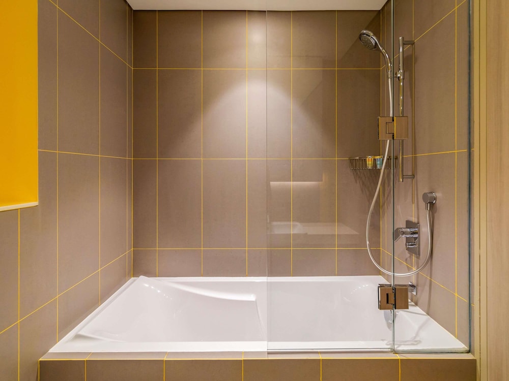 Ibis Styles Hotel Dubai Deira 50/50