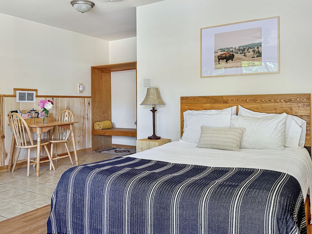 Rocky Mountain Inn 14/50