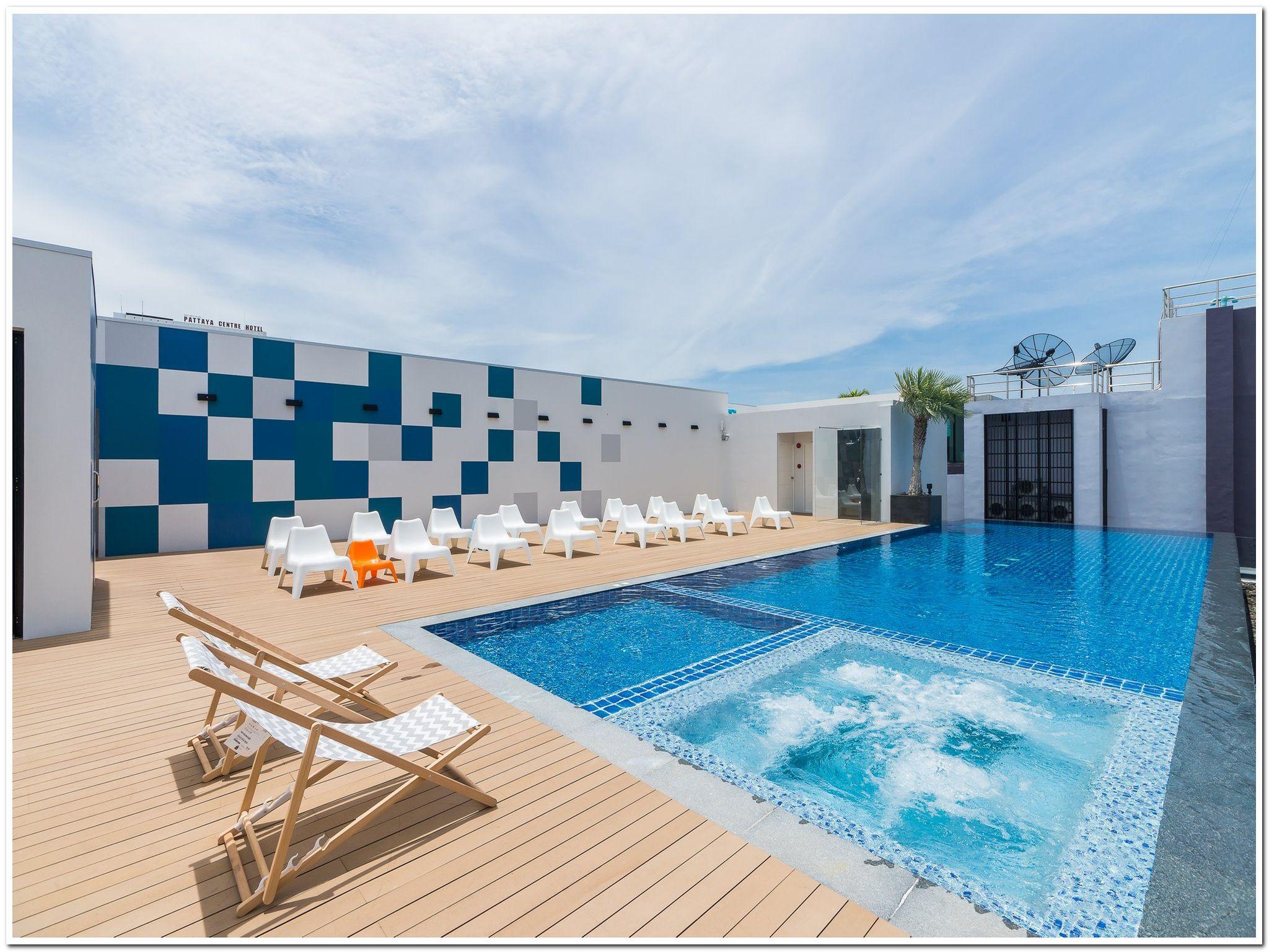 Sea Me Spring Tree Hotel in PATTAYA