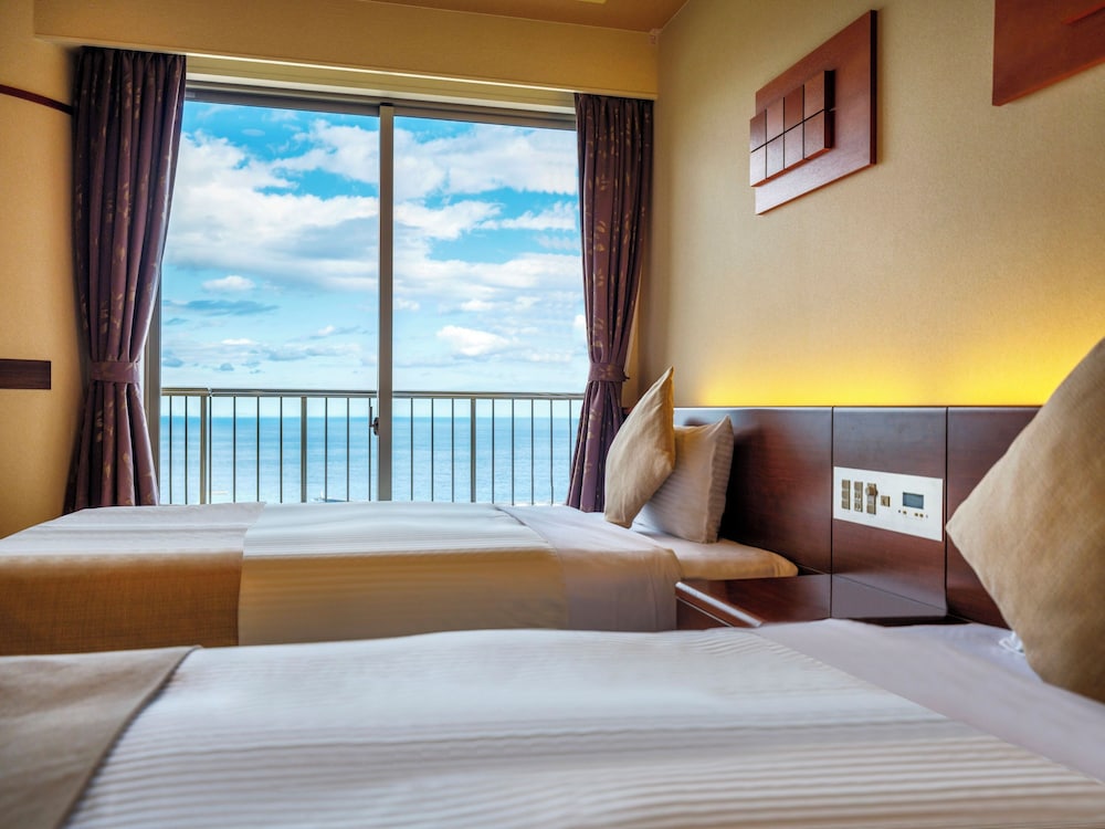 JAPANESE WESTERN, SUPERIOR, PANORAMIC OCEAN VIEW, PRIVATE BATHROOM