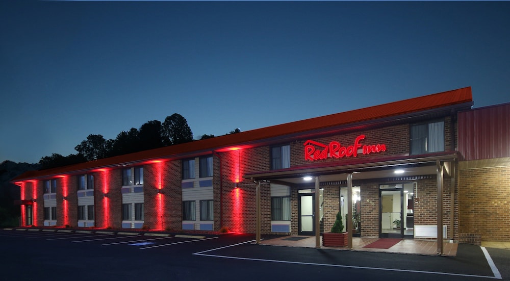 Red Roof Inn Hillsville 5/53