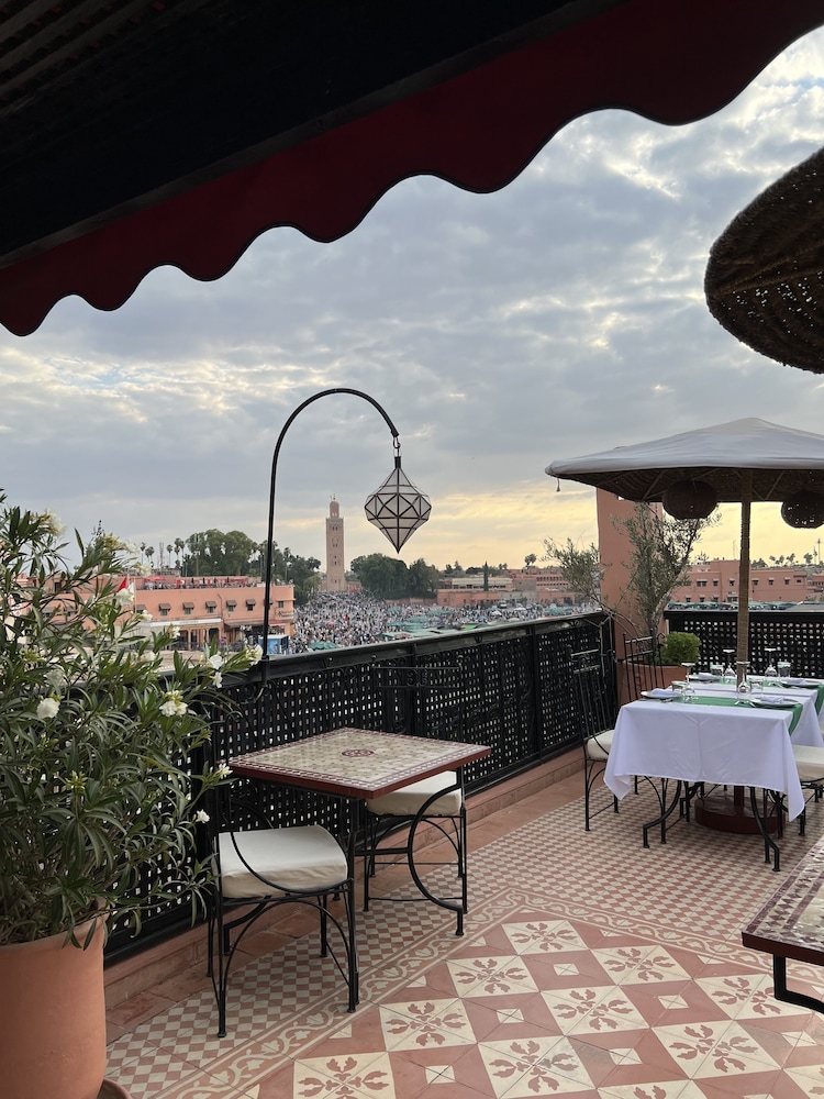 Riad Andalla 27/35
