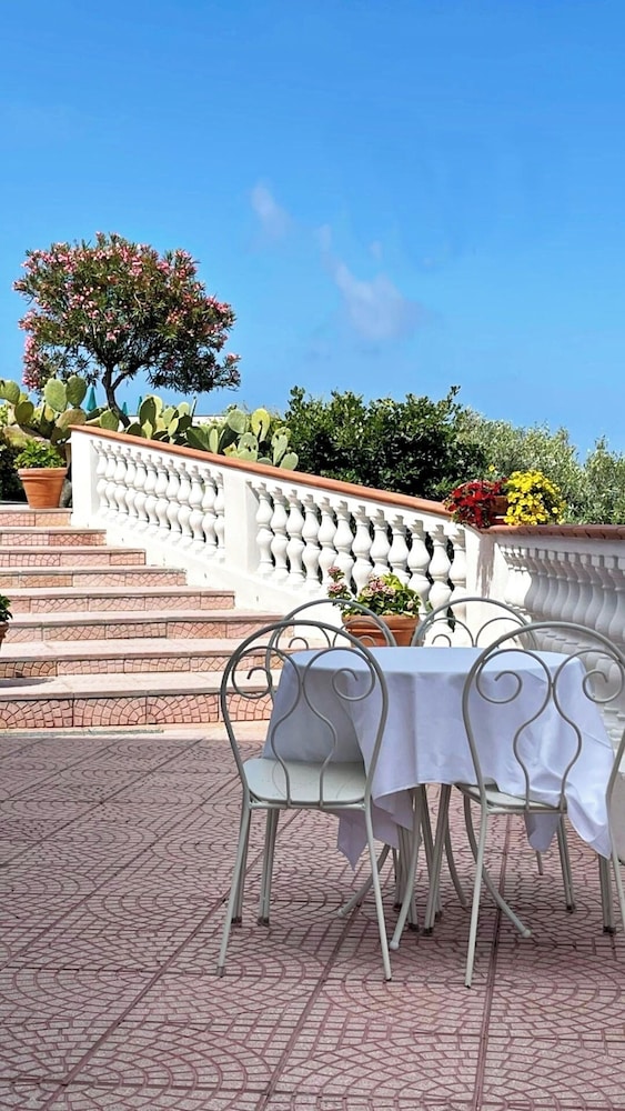 Tenuta Tropeano 27/35