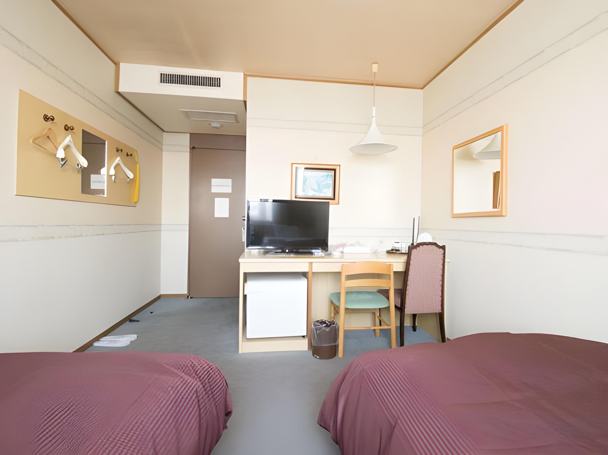 Kanonji Grand Hotel 25/37