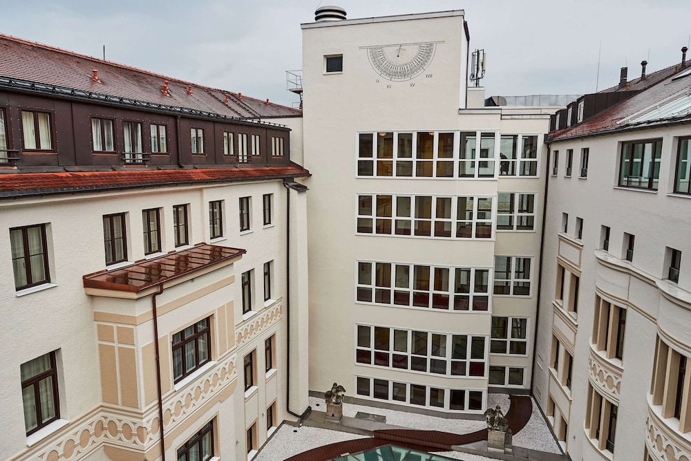 Hotel Vier Jahreszeiten Kempinski Munich 5/74